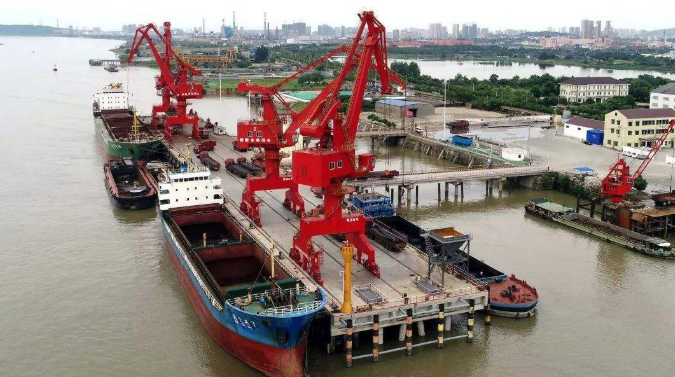 珲春概述露天料场港口封闭问题的实行方法